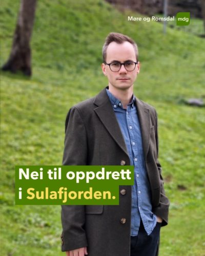 Et bilde av Jonas Nilsen. På Bildet står teksten "Nei til oppdrett i Sulafjorden."